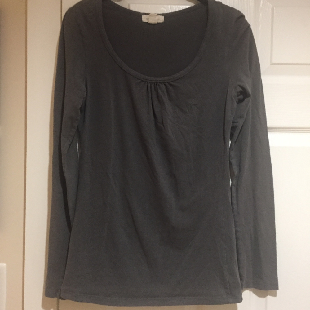 Grey Long-Sleeve Shirt, Women’s Size Large
